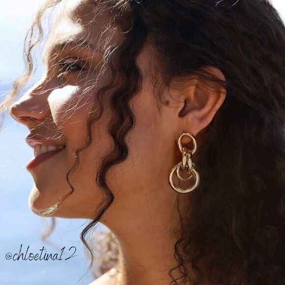 Gold Circle Drop UniqueEarrings Gold Dangle Earrings Gold Vintage Earrings - Picture 1 of 4